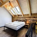 Demaenovka Jasna Hotel apartamentowy 4*