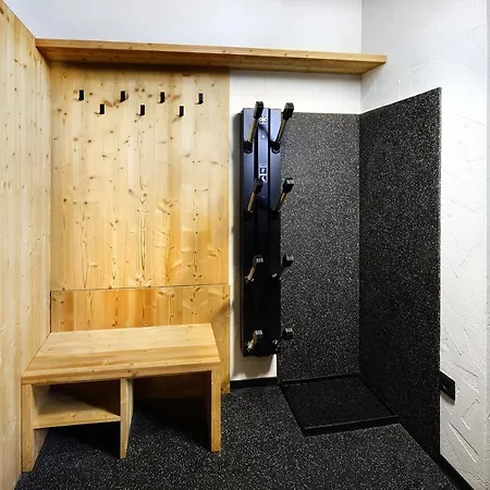 Demaenovka Jasna דמנובסקה דולינה