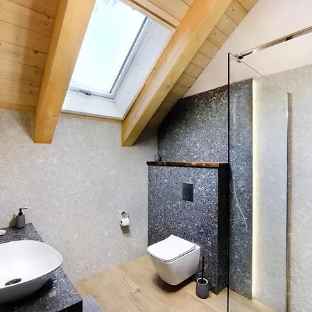 Demaenovka Jasna Hotel apartamentowy Dolina Demianowska