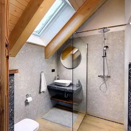 מלון דירות Demaenovka Jasna 4*