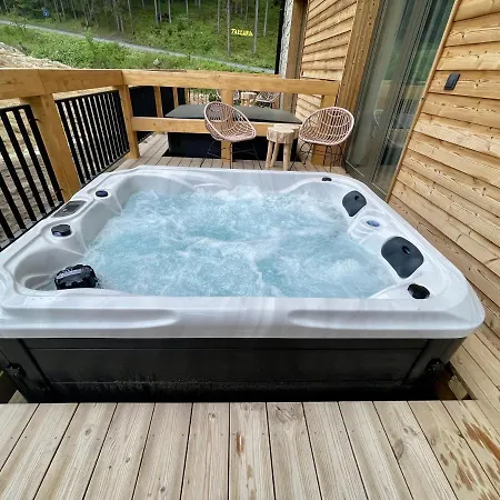 מלון דירות Demaenovka Jasna דמנובסקה דולינה