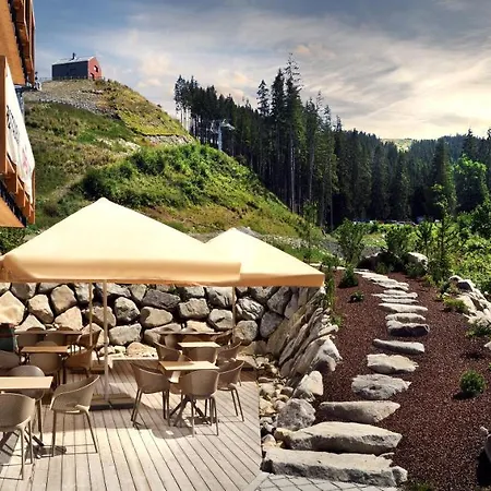 Demaenovka Jasna Hotel apartamentowy